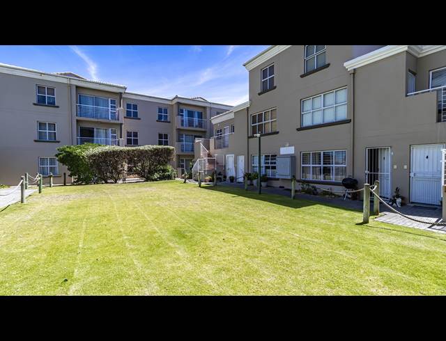 2 BEDROOM APARTMENT FOR SALE IN BEACHFRONT